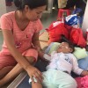Hoàn cảnh khó khăn của bệnh nhi nghèo bại não