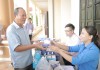 Khám bệnh và cấp phát thuốc miễn phí cho thương binh, bệnh binh xã Vạn Xuân